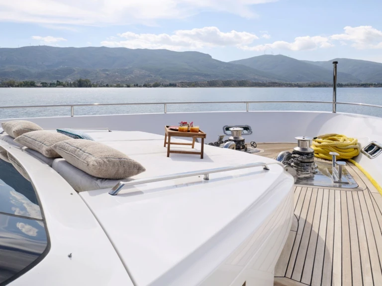 Yacht à louer à Athènes au meilleur prix