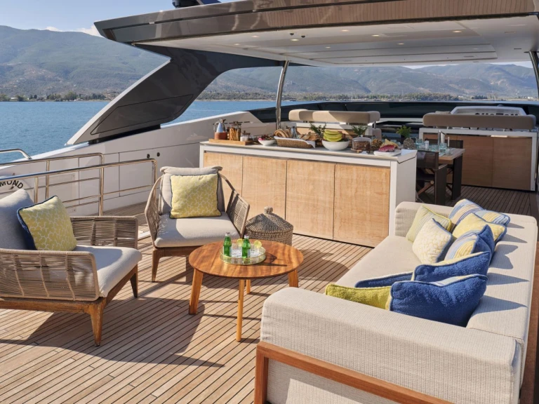 Location à Athènes - San Lorenzo RARE DIAMOND sur SamBoat