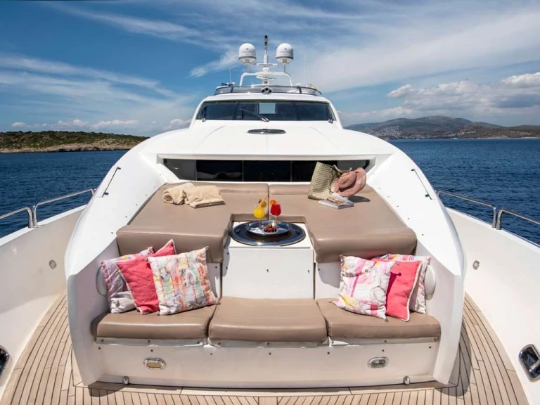 Yacht à louer à Athènes au meilleur prix