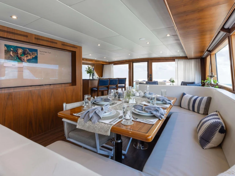 Location bateau Floride pas cher A PLACE IN THE SUN