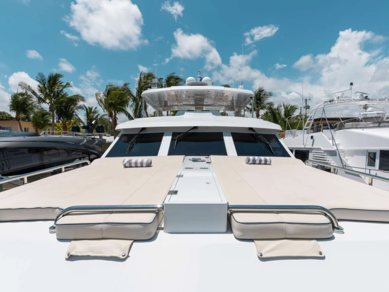 Location bateau Broward A PLACE IN THE SUN à Floride sur Samboat