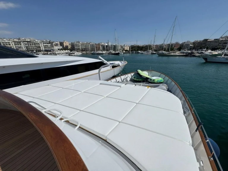 Location bateau Athènes pas cher TAKA