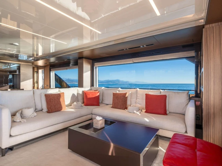 Location à Antibes - Riva HP6 sur SamBoat