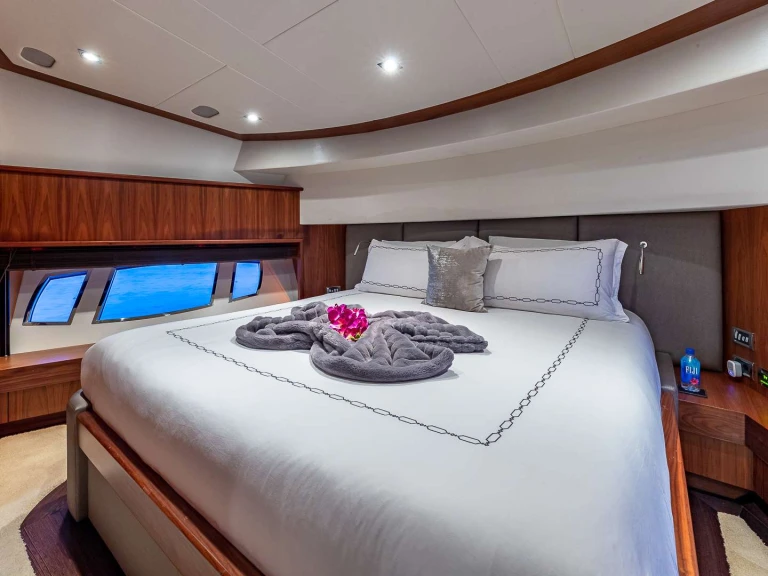 Sunseeker EMRYS a louer à Nassau