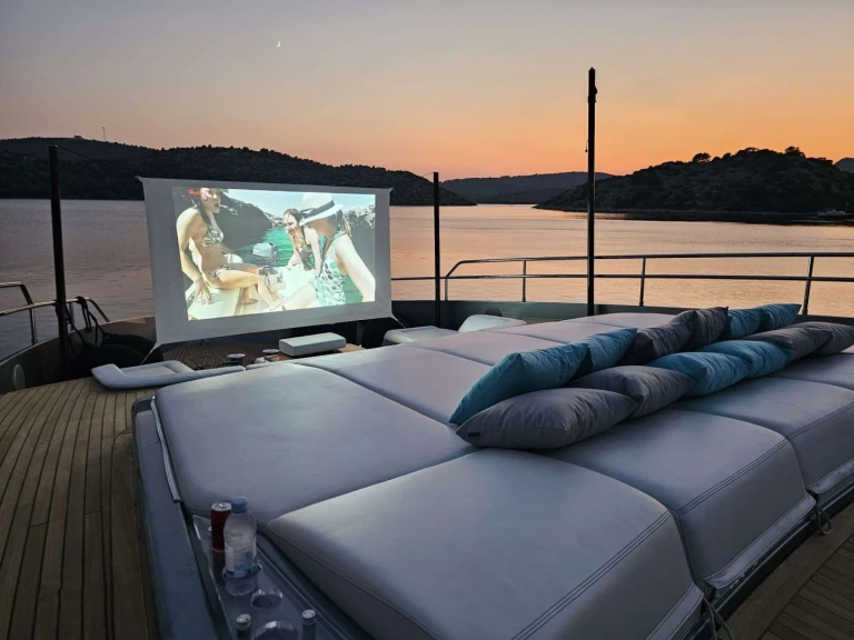 Location Yacht Riva avec permis