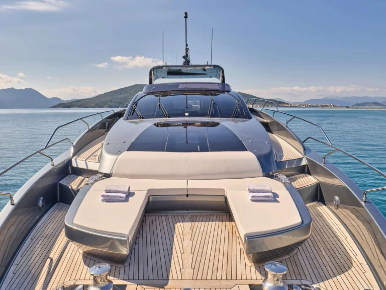 Location Yacht à Athènes - Riva MENANGIO X