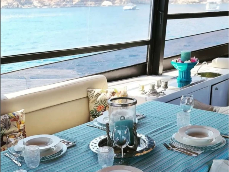 Yacht à louer à Cannigione au meilleur prix