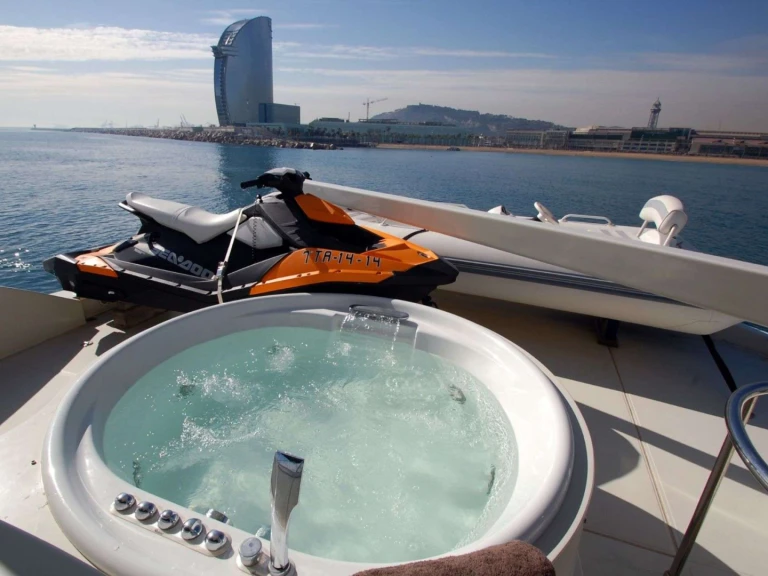 Location Yacht à Ibiza - Mochi Leigh