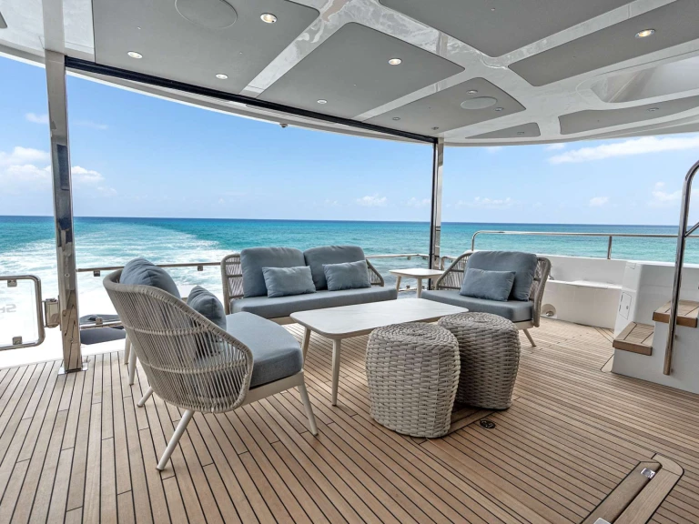 Location Yacht Sunseeker avec permis