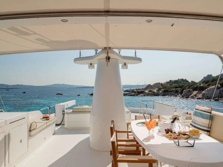 Location à Olbia - Custom SHANGRA sur SamBoat