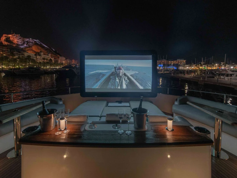 Location bateau Cannes pas cher Wyldecrest