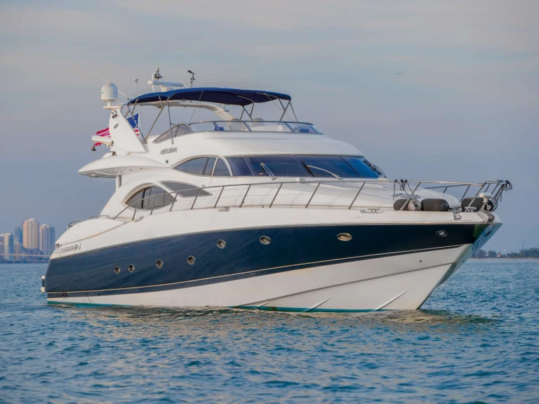 Yacht à louer à Miami Beach au meilleur prix