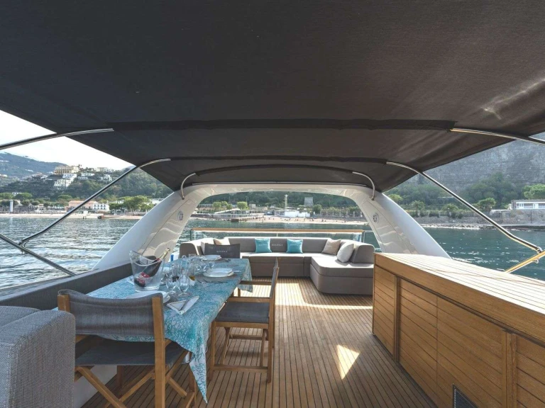 Location Yacht Alalunga avec permis