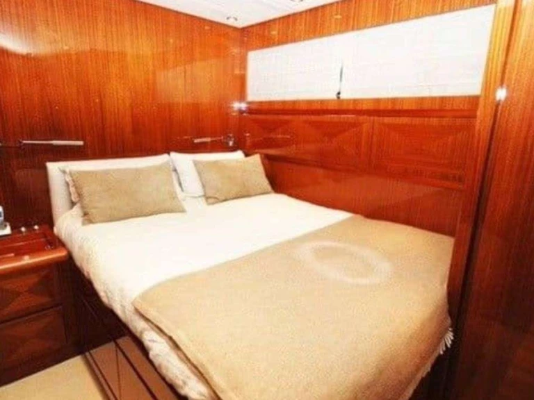 Yacht à louer à Cannes au meilleur prix