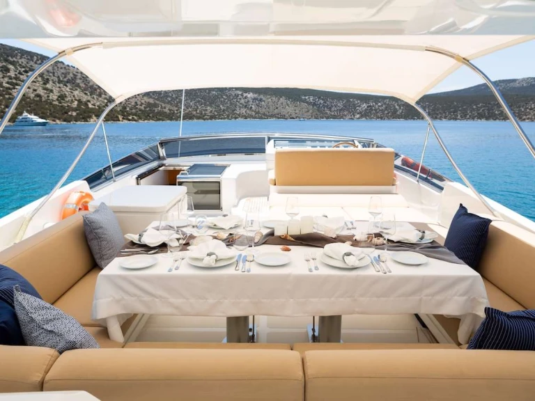 Location Yacht San Lorenzo avec permis