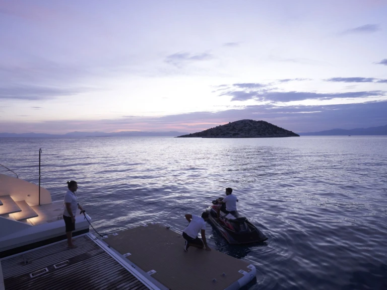 Louer Yacht avec ou sans skipper Lagoon à Néa Péramos