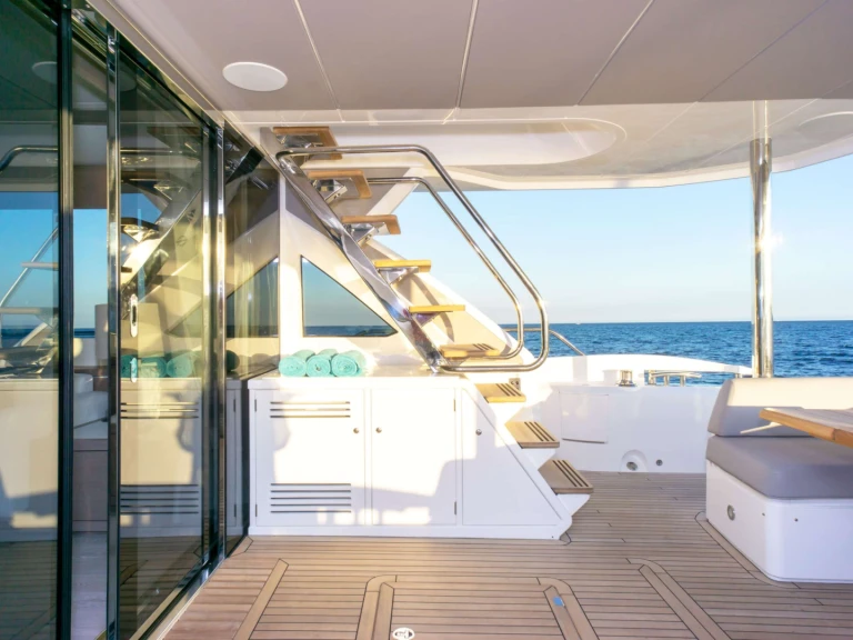 Location Yacht Sunseeker avec permis