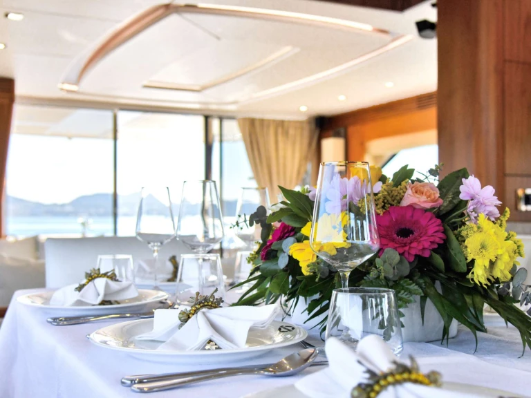 Louer Yacht avec ou sans skipper Sunseeker à Athènes