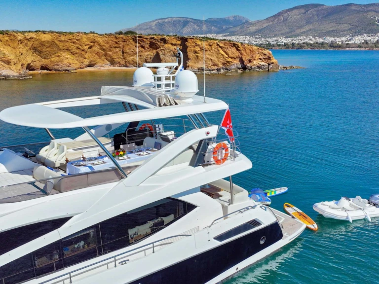 Yacht à louer à Athènes au meilleur prix