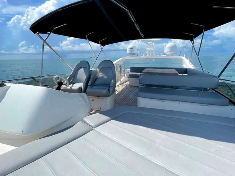 Location Yacht à Bahamas - Sunseeker TWINS