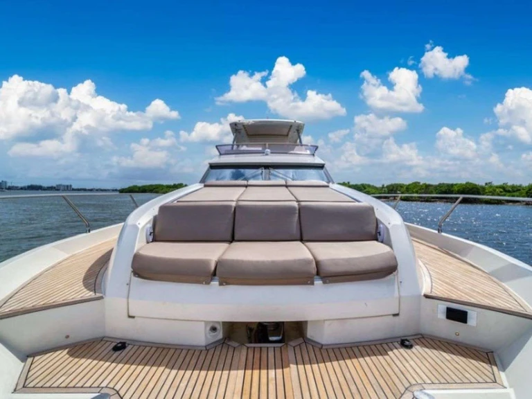 Louez un Prestige Yachts Oceana à Nassau