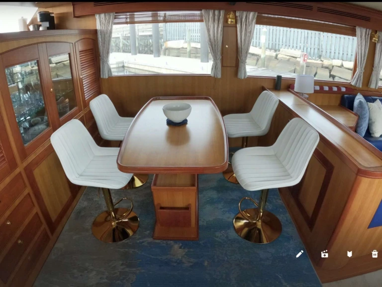 Location bateau Newport pas cher What's Next