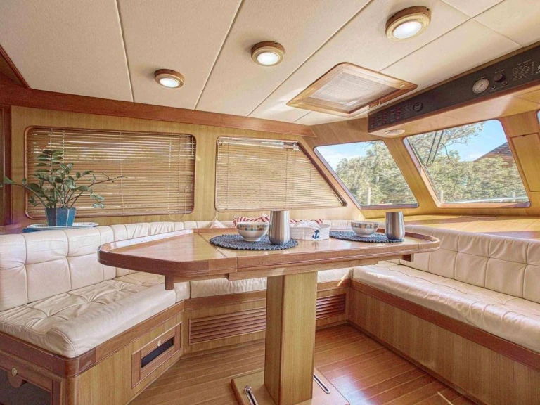Location Yacht à Newport - Marlow What's Next