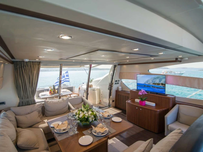 Sunseeker ELENTARI a louer à Grèce