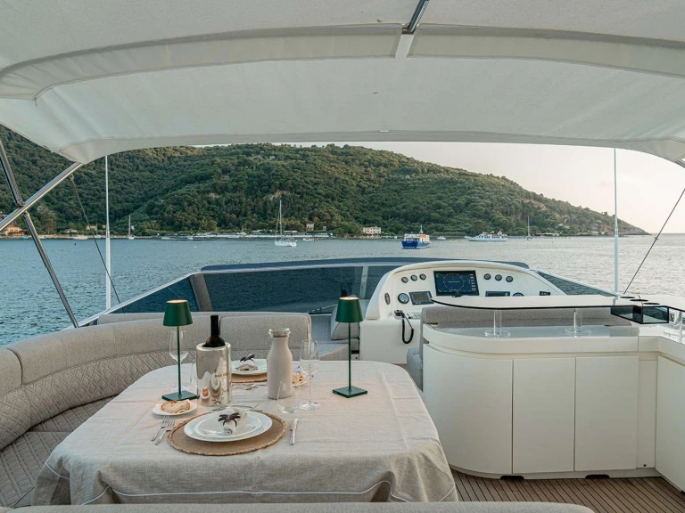 Location bateau Posillipo Rock Moon à Cannigione sur Samboat