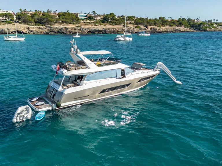 Yacht à louer à Naples au meilleur prix
