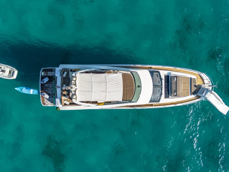 Location bateau Naples pas cher BLUE M