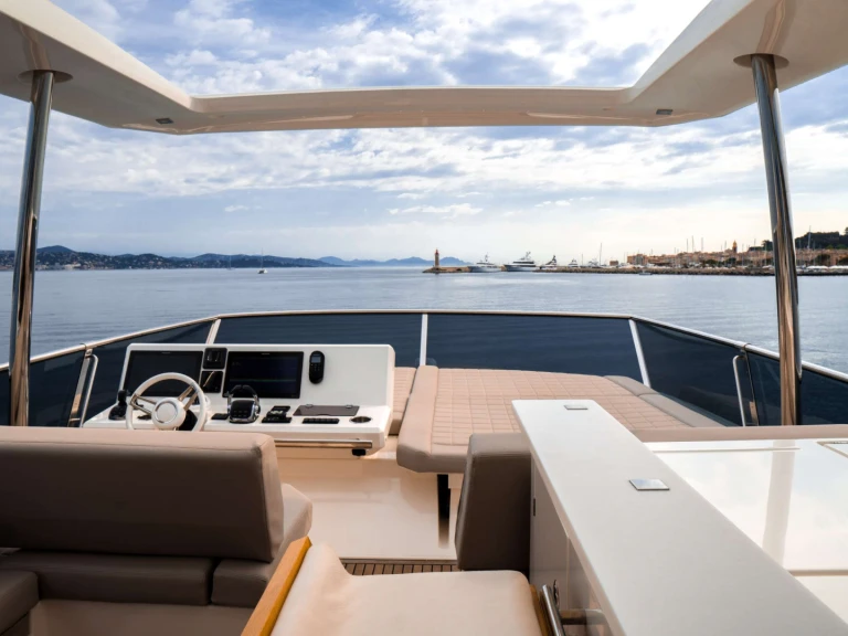 Location Yacht à Provence-Alpes-Côte d'Azur - Prestige Yachts Romy One