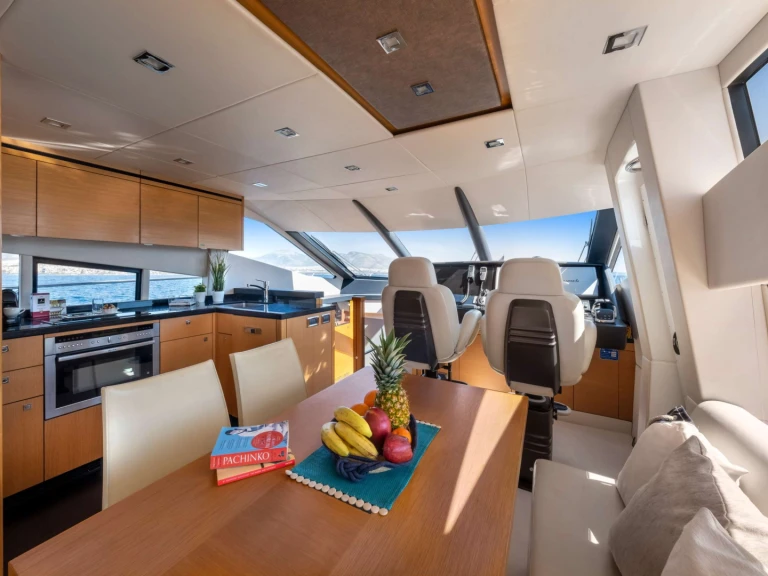 Location Yacht Sunseeker avec permis