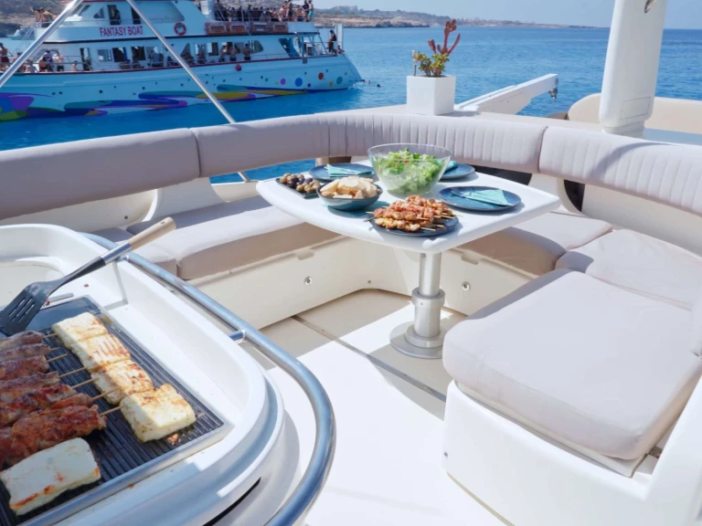 Location Yacht Princess, UK avec permis