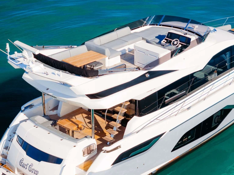 Sunseeker Earl Grey a louer à Chicago