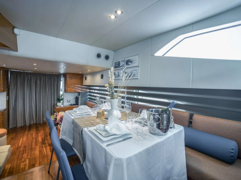 Yacht à louer à Athènes au meilleur prix