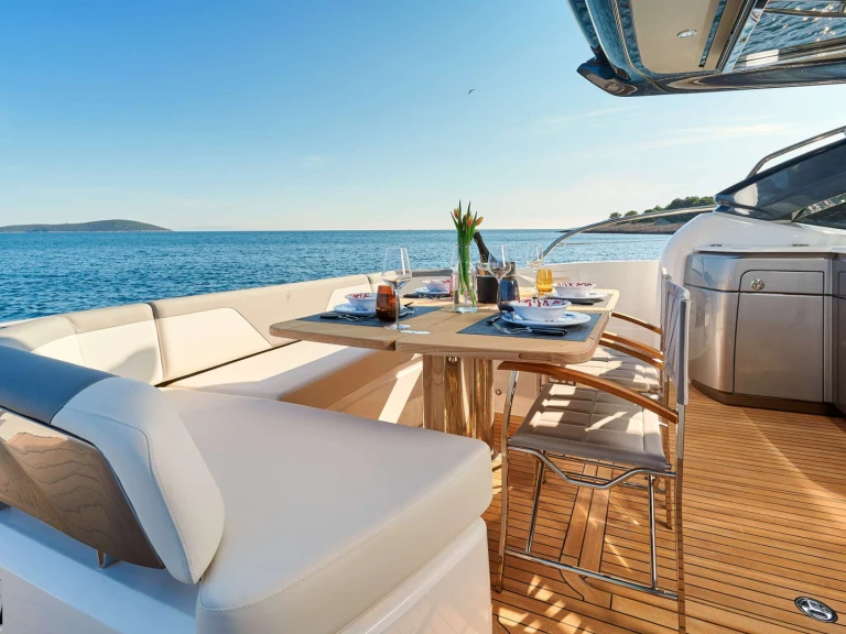 Location bateau Princess, UK MeSoFa à Split sur Samboat