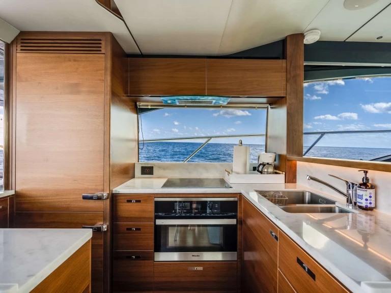 Location Yacht Princess, UK avec permis