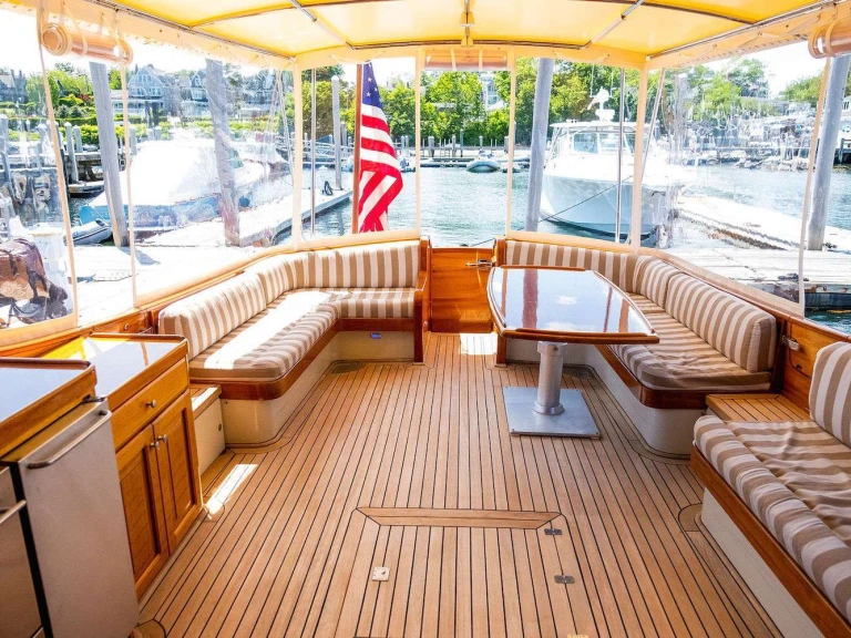 Location à Newport - Vicem GEM 64 sur SamBoat