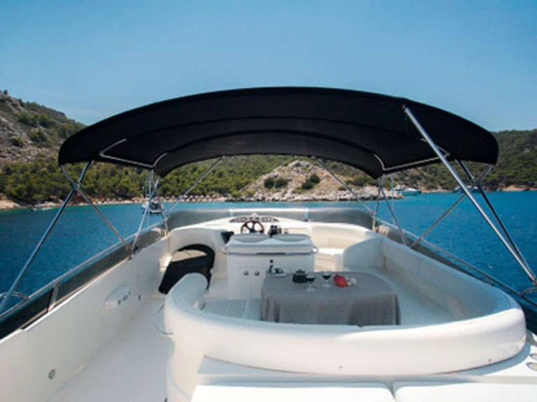 Location à Îles Ioniennes - Princess, UK PRINCESS 61 sur SamBoat