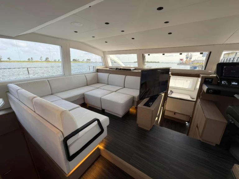 Location bateau Xquisite Yachts Xquisite Hybrid à Bahamas sur Samboat