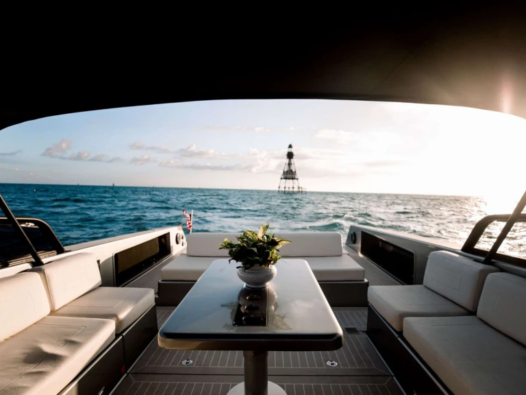 Location bateau Miami pas cher 55 Van Dutch 