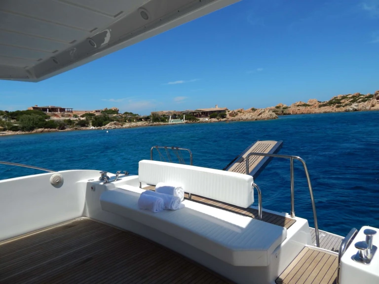 Louer Yacht avec ou sans skipper  à Cannigione