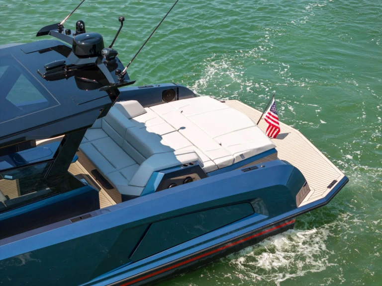 Location bateau Vanquish ETSEA à Sag Harbor sur Samboat