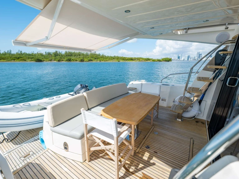 Louez un Prestige Yachts Whisky and Waves à Bahamas
