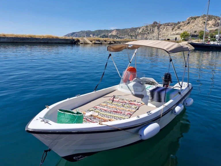 Bateau à moteur à louer à Marseille au meilleur prix