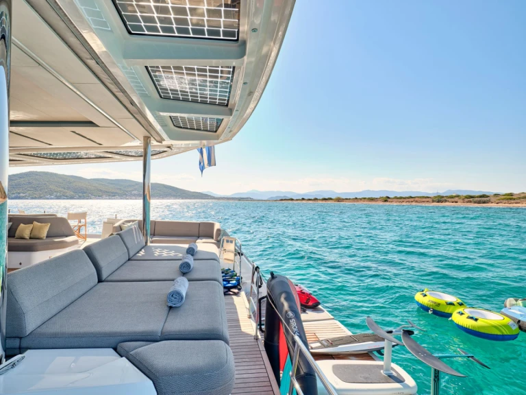Location bateau Néa Péramos pas cher ALOIA  80