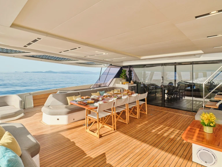 Location Yacht à Néa Péramos - Fountaine Pajot ALOIA  80