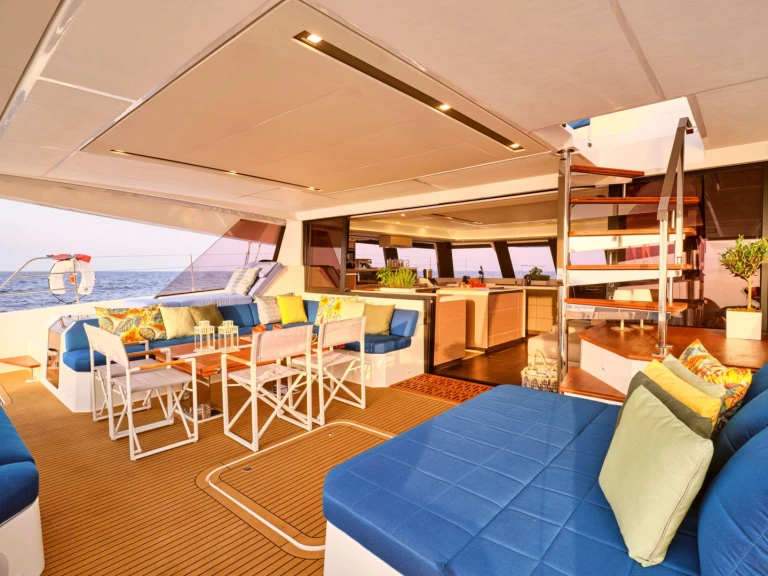 Location Yacht à Néa Péramos - Fountaine Pajot APHAEA