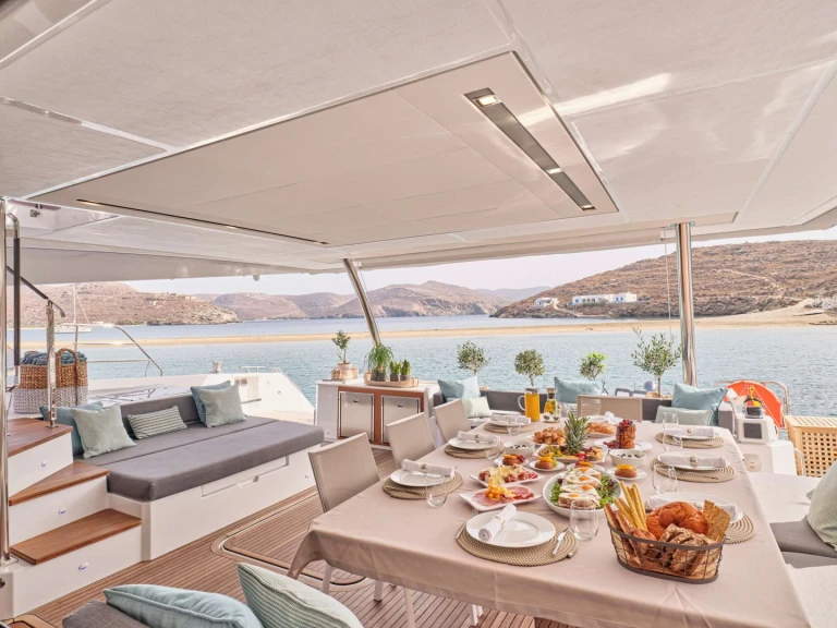 Location Yacht à Ionian coast - Fountaine Pajot DOLLY